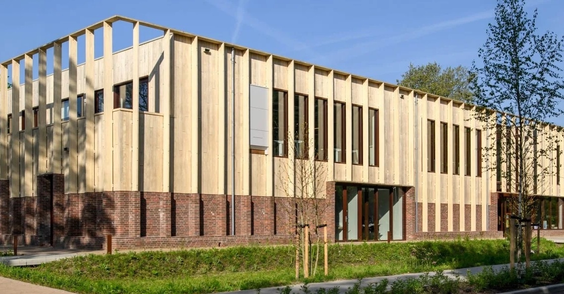 parabool brederolaan